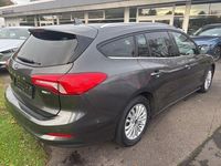 Gebraucht Ford Focus Titanium 125 PS (91 kW) 2021 Grau Kombi
