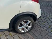 Gebraucht Nissan Juke 116 PS (85 kW) 2014 Weiß SUV