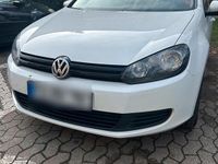Gebraucht VW Golf VI 105 PS (77 kW) 2013 Weiß Kleinwagen
