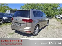 Gebraucht VW Touran Highline 150 PS (110 kW) 2018 Titanium beige Van / Kleinbus
