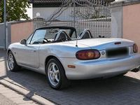 Second-hand Mazda MX5 110 CP (80 kW) 2000 Argintiu Cabrio