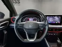 Gebraucht Seat Arona FR 110 PS (80 kW) 2024 Midnight schwarz metallic / magnetic grau metallic SUV