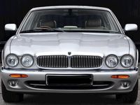 Gebraucht Jaguar XJ8 284 PS (208 kW) 2000 Silber Limousine