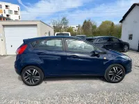 Gebraucht Ford Fiesta 100 PS (73 kW) 2017 Blau Kleinwagen