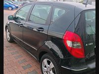 Gebraucht Mercedes A180 109 PS (80 kW) 2012 Schwarz Kleinwagen