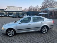 Gebraucht Skoda Octavia 105 PS (77 kW) 2005 Silber Limousine