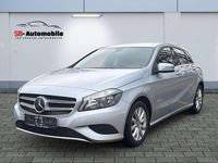 Gebraucht Mercedes A180 Sport 109 PS (80 kW) 2015 Polarsilber  metalliclack Kleinwagen
