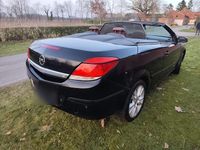 Gebraucht Opel Astra Cabriolet 140 PS (102 kW) 2008 Schwarz Cabrio