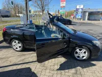 Gebraucht Opel Astra Cosmo 141 PS (103 kW) 2007 Schwarz Cabrio