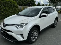 Gebraucht Toyota RAV4 143 PS (105 kW) 2017 Weiß SUV