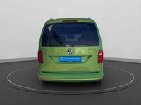 Gebraucht VW Caddy Comfortline 125 PS (91 kW) 2018 Grün Van / Kleinbus