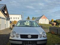 Gebraucht VW Polo Basis 64 PS (47 kW) 2003 Grau Limousine