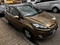 Gebraucht Ford Fiesta 2012 Braun Kleinwagen