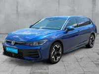 Gebraucht VW Passat R-line 272 PS (200 kW) 2024 Reef blue metallic Kombi