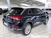 Gebraucht VW T-Roc Style 150 PS (110 kW) 2024 Deep black perleffekt (schwarz) SUV