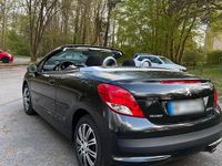 Gebraucht Peugeot 207 CC 2010 Schwarz Cabrio