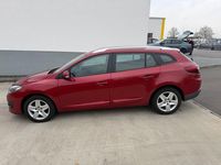 Gebraucht Renault Mégane III Authentique 110 PS (80 kW) 2014 Rot Limousine