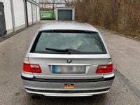 Gebraucht BMW 320 150 PS (110 kW) 2000 Silber Kombi