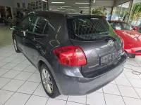 Gebraucht Toyota Auris Life 101 PS (74 kW) 2009 Grey metallic Kleinwagen