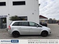 Gebraucht Opel Zafira Edition 125 PS (91 kW) 2009 Silber Van / Kleinbus