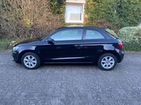 gebraucht Audi A1 1.6 TDI 66kW Attraction Attraction