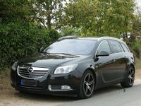 Gebraucht Opel Insignia 140 PS (102 kW) 2012 Schwarz Kombi