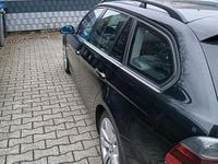 Gebraucht BMW 320 163 PS (119 kW) 2007 Schwarz Kombi