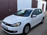 Gebraucht VW Golf VI 80 PS (58 kW) 2010 Weiß Kleinwagen