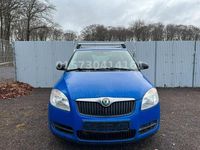 Gebraucht Skoda Fabia 60 PS (44 kW) 2009 Blau Limousine