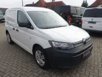 Gebraucht VW Caddy 75 PS (55 kW) 2022 Weiß Van / Kleinbus