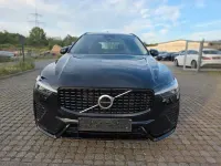 Gebraucht Volvo XC60 Plus 197 PS (144 kW) 2023 Schwarz SUV