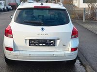 Gebraucht Renault Clio IV Night&Day 103 PS (75 kW) 2012 Weiß Limousine