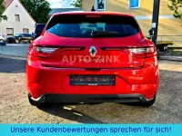 Gebraucht Renault Mégane LIMITED 140 PS (102 kW) 2019 Feuerrot Limousine