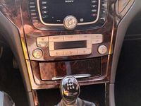 Gebraucht Ford Mondeo Ghia 145 PS (106 kW) 2007 Grau Limousine