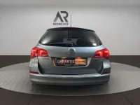 Gebraucht Opel Astra Active 140 PS (102 kW) 2013 Silber Kombi
