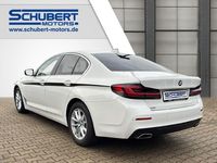 Gebraucht BMW 520 190 PS (139 kW) 2022 Alpinweiss Limousine