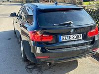Gebraucht BMW 320 Luxury Line 184 PS (135 kW) 2012 Schwarz Kombi
