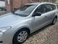 Gebraucht Hyundai i30 Style 126 PS (92 kW) 2009 Silber Kombi