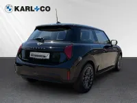 Gebraucht Mini Cooper 156 PS (114 kW) 2024 Schwarz Kleinwagen