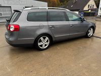Gebraucht VW Passat Highline 140 PS (102 kW) 2006 Grau Kombi