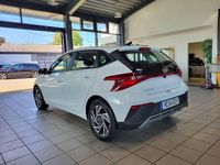 Neu Hyundai i20 79 PS (58 kW) 2025 Atlas white Limousine