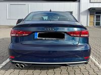Gebraucht Audi A3 Sport 150 PS (110 kW) 2019 Blau Limousine