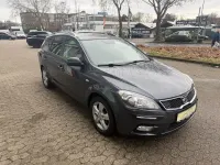 Używany Kia Ceed 90 KM (66 kW) 2012 Szary Hatchback