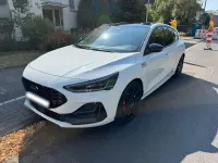 Gebraucht Ford Focus ST 280 PS (205 kW) 2023 Weiß Limousine