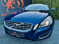 Gebraucht Volvo V60 215 PS (158 kW) 2012 Blau Kombi