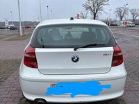 Gebraucht BMW 116 122 PS (89 kW) 2007 Weiß Kleinwagen