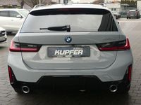 Gebraucht BMW 330e Performance 292 PS (214 kW) 2024 Grau Limousine