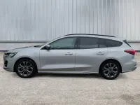 Gebraucht Ford Focus ST-Line 125 PS (91 kW) 2023 Silber Limousine