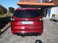 Gebraucht Ford Kuga ST-Line 179 PS (131 kW) 2019 Rot SUV