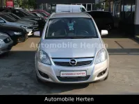 Gebraucht Opel Zafira Selection 140 PS (102 kW) 2011 Silber Van / Kleinbus